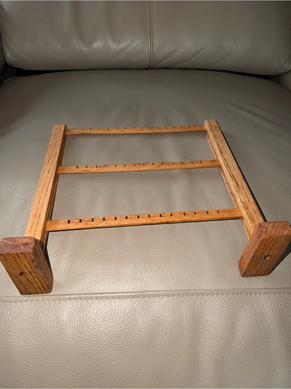 *Wood Crafted Necklace/Bracelet/Jewelry Display Holder Stand Natural Oak Finish